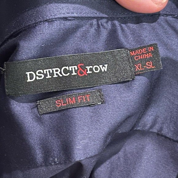 DSTRCT & row NWT slim fit navy long sleeve button up shirt - Picture 3 of 9